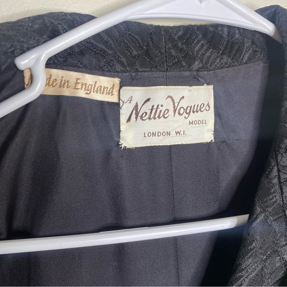 Nettie Vogues Nettie Rosenstein Vtg 60s Black Jacket Made in England Size XS-S - Picture 4 of 12